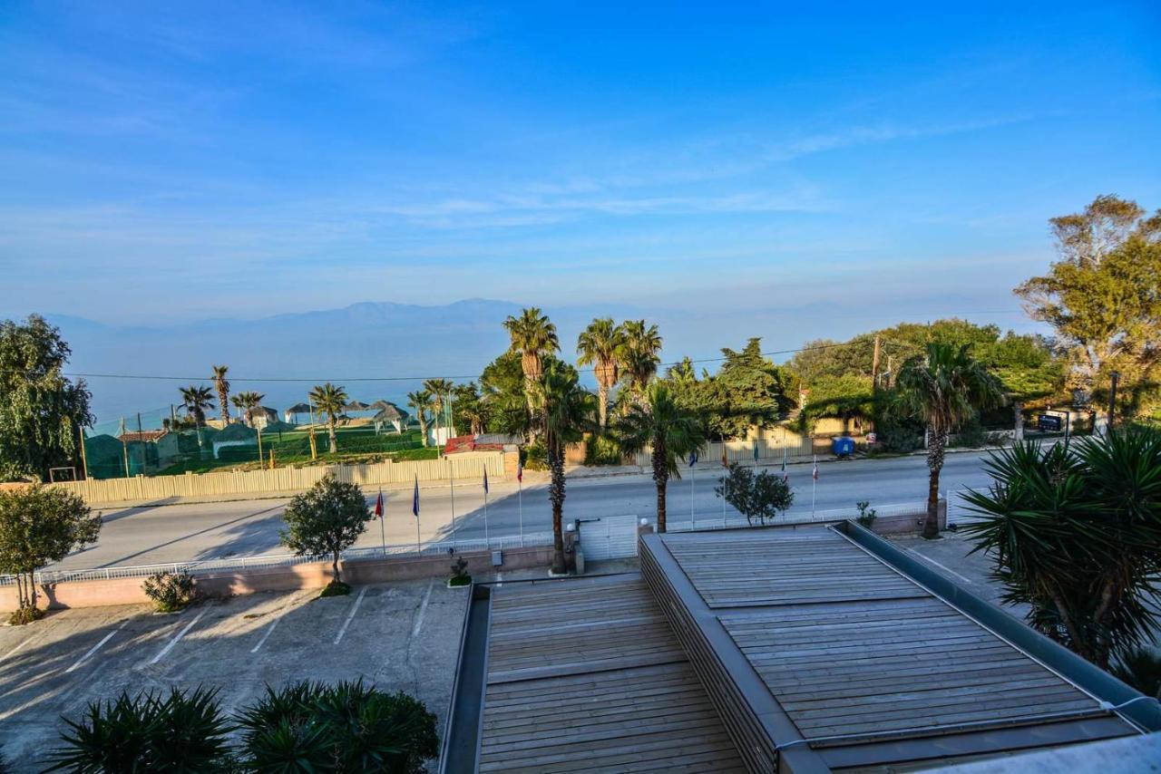 Aqua Mare Resort Melission Ngoại thất bức ảnh