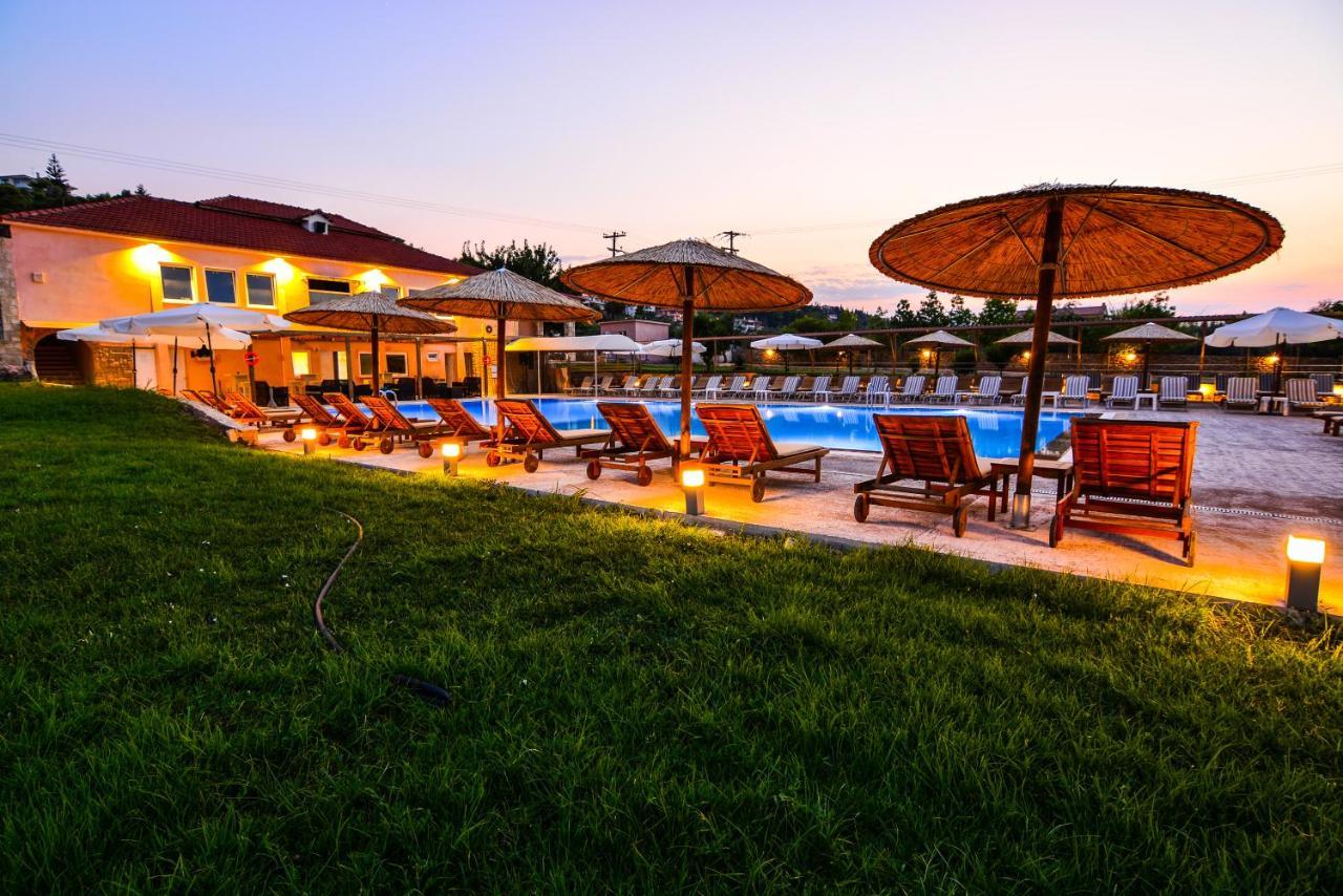 Aqua Mare Resort Melission Ngoại thất bức ảnh